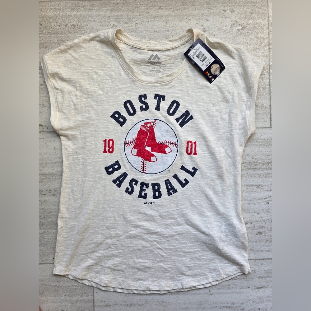 Womens Medium Boston Baseball Graphic Tee